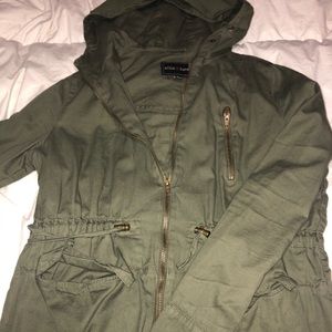 Army green women’s zip up